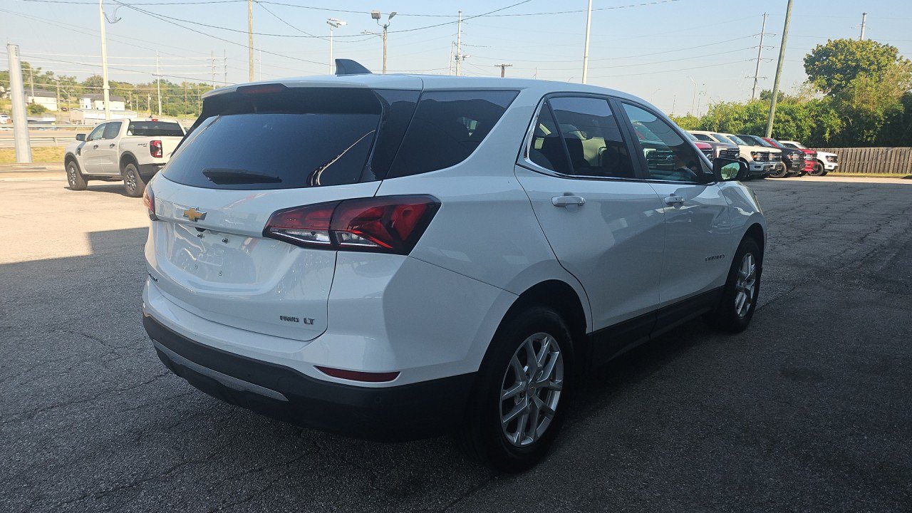 Used 2024 Chevrolet Equinox LT AWD/4WD image 6