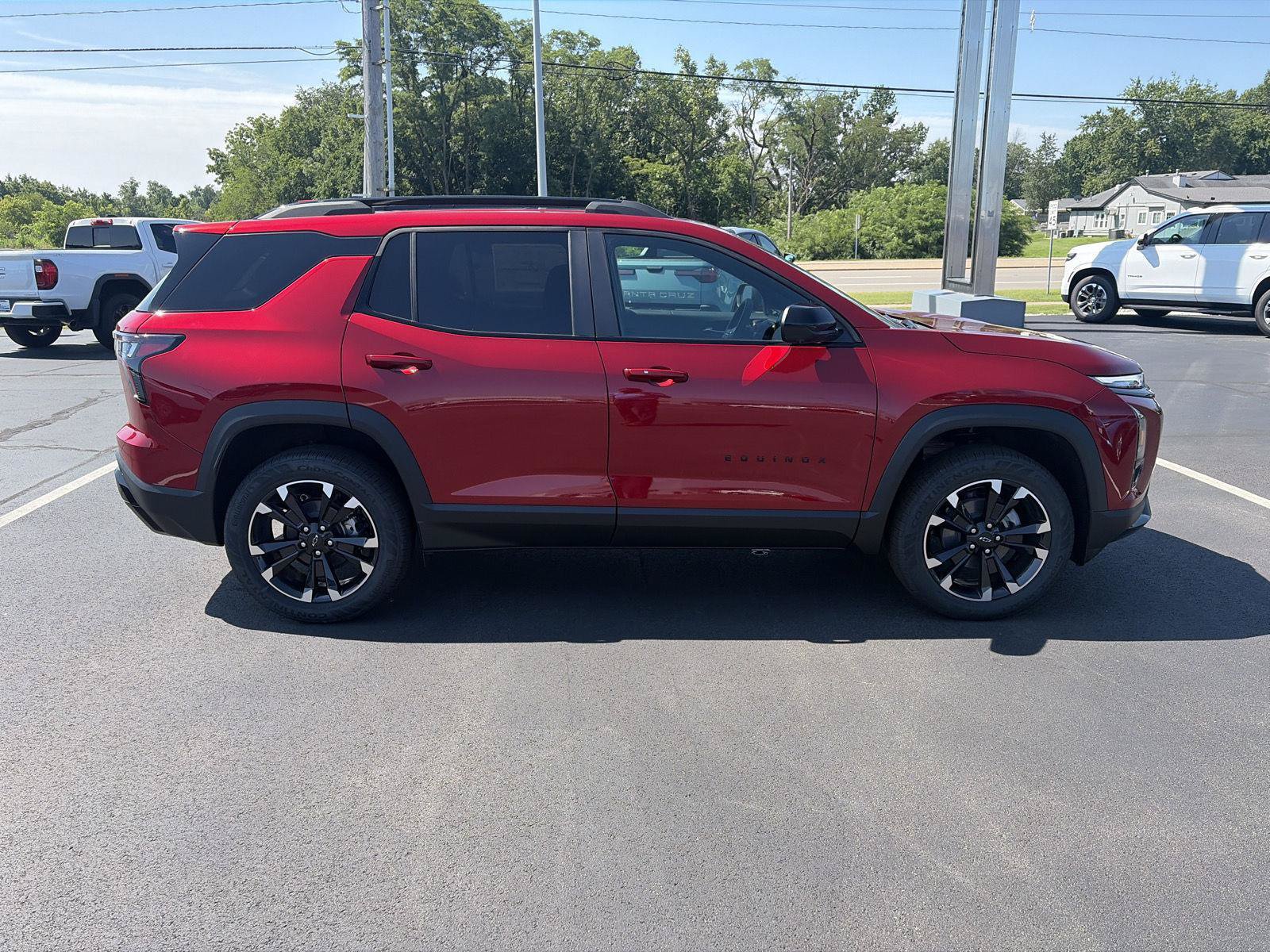 New 2027 Chevrolet Equinox RS w/ Safety and Technology Package AWD/4WD image 2