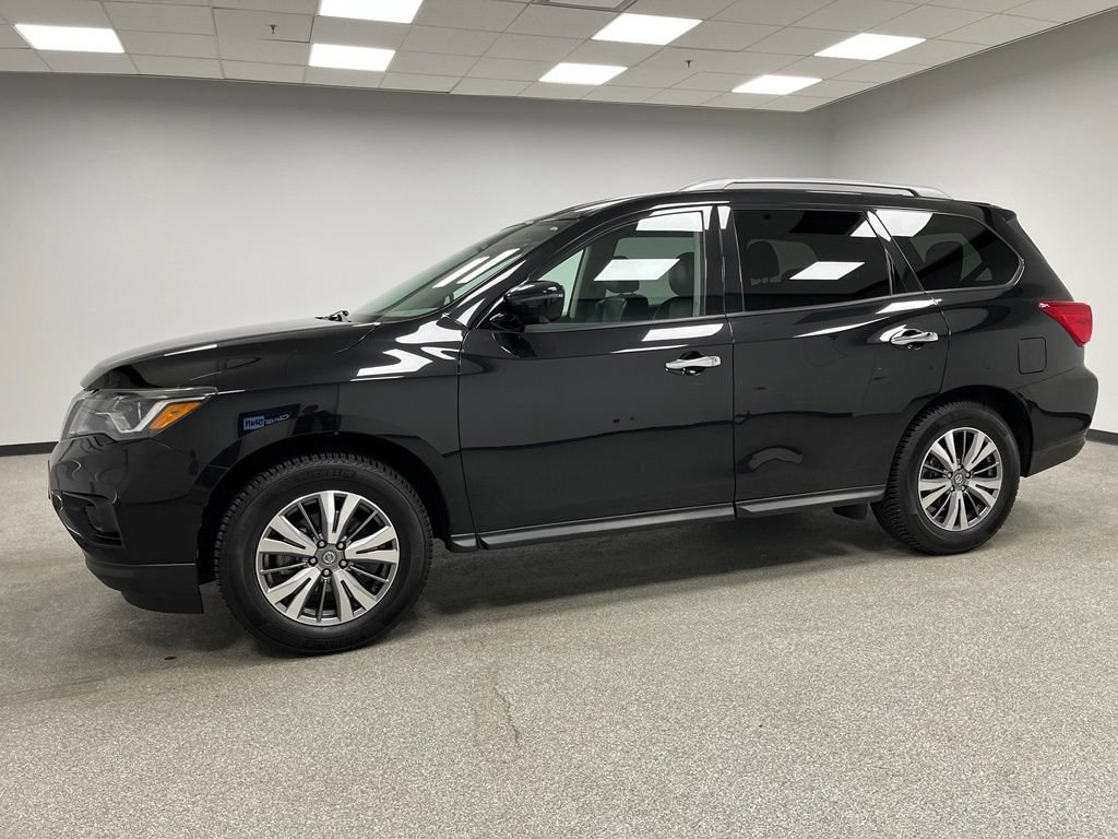 Used 2019 Nissan Pathfinder SL AWD/4WD image 6