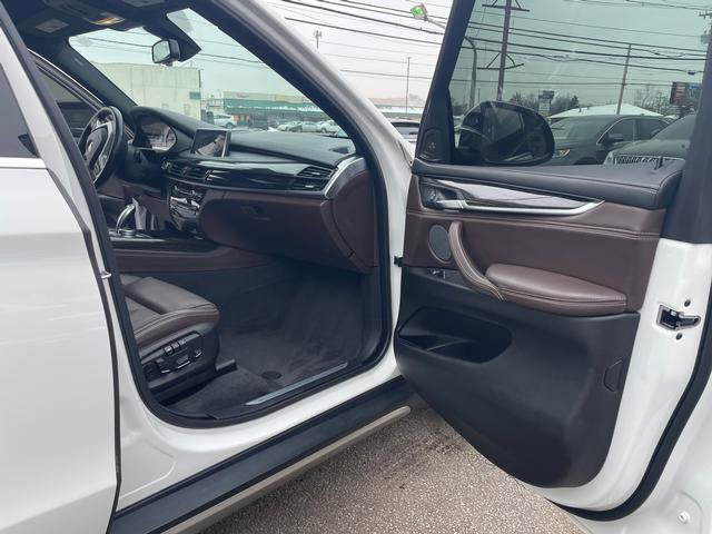 Used 2017 BMW X5 xDrive35i image 12