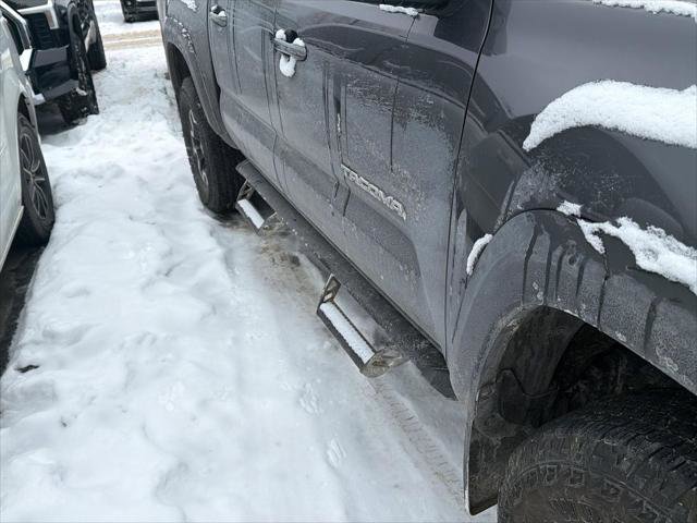 Certified 2021 Toyota Tacoma TRD Off-Road image 6