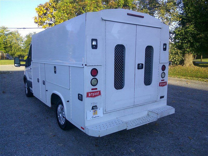 Used 2015 Ford Transit 250 138 w/ Exterior Upgrade Package image 3