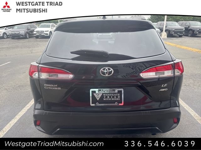 Used 2022 Toyota Corolla Cross LE w/ Moonroof Package AWD/4WD image 10