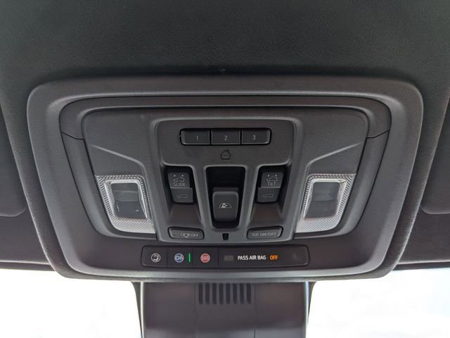 Used 2024 GMC Sierra 2500 Denali Ultimate w/ Max Trailering Package AWD/4WD image 13