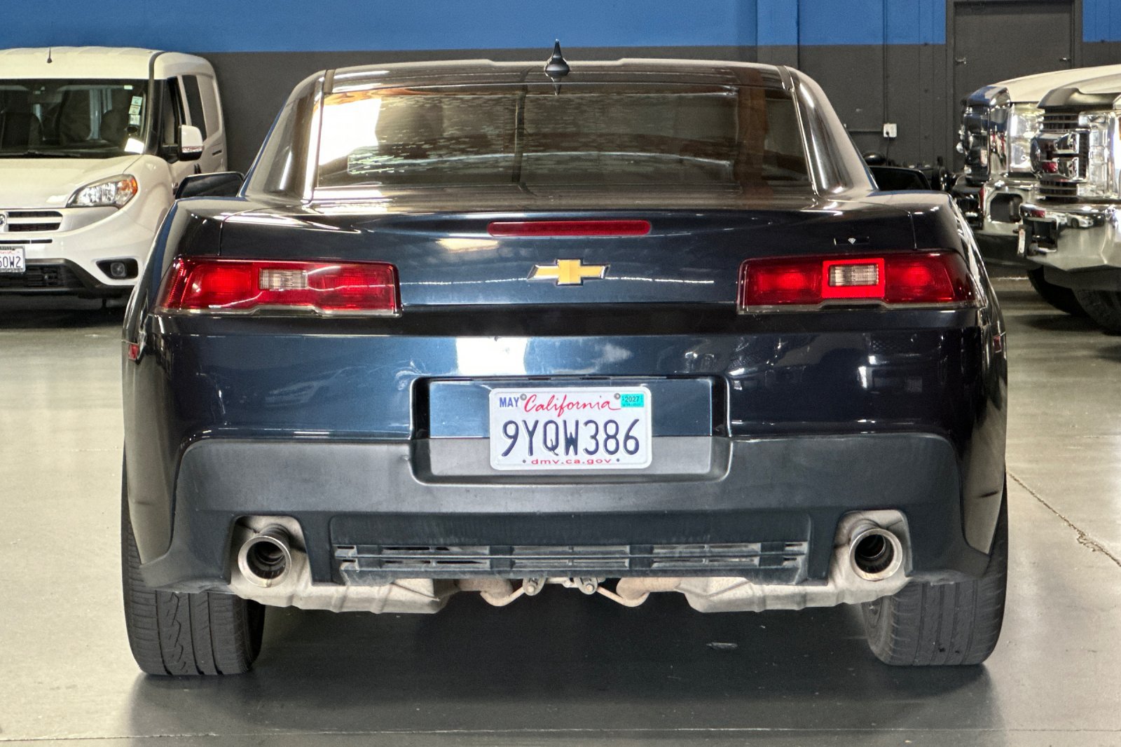 Used 2014 Chevrolet Camaro LS RWD image 5