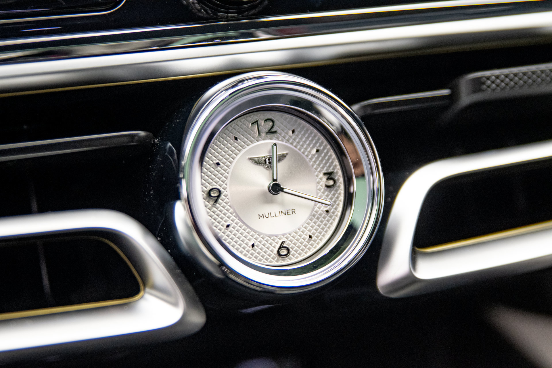 New 2026 Bentley Flying Spur Plug-In Hybrid AWD/4WD image 19
