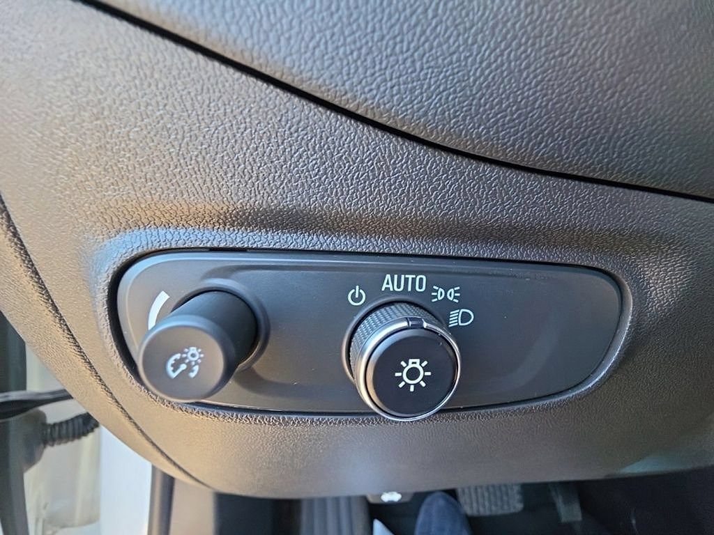 Used 2024 Chevrolet Equinox LT AWD/4WD image 21