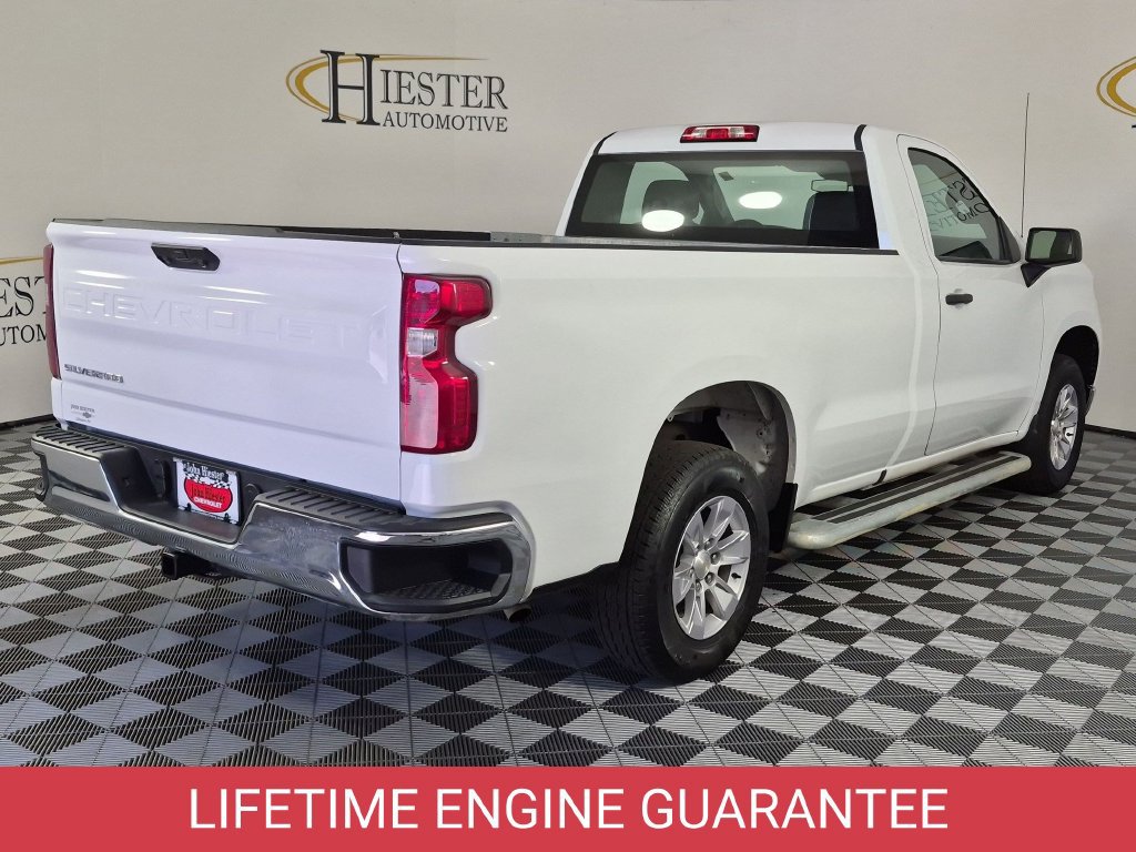 Certified 2025 Chevrolet Silverado 1500 W/T RWD image 4
