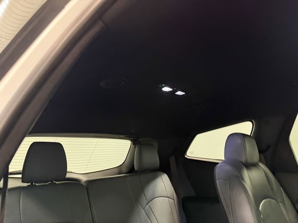 Used 2023 Buick Enclave Essence AWD/4WD image 68