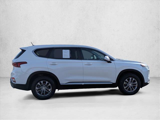 Used 2019 Hyundai Santa Fe SE image 2