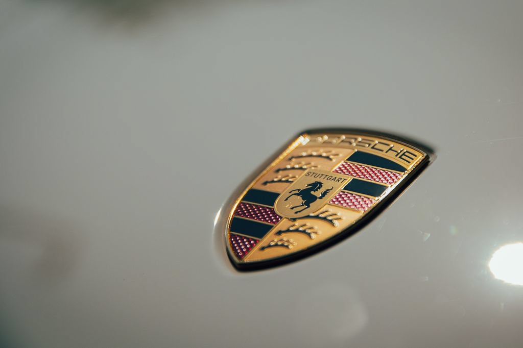 Used 2026 Porsche 911 Carrera T RWD image 16