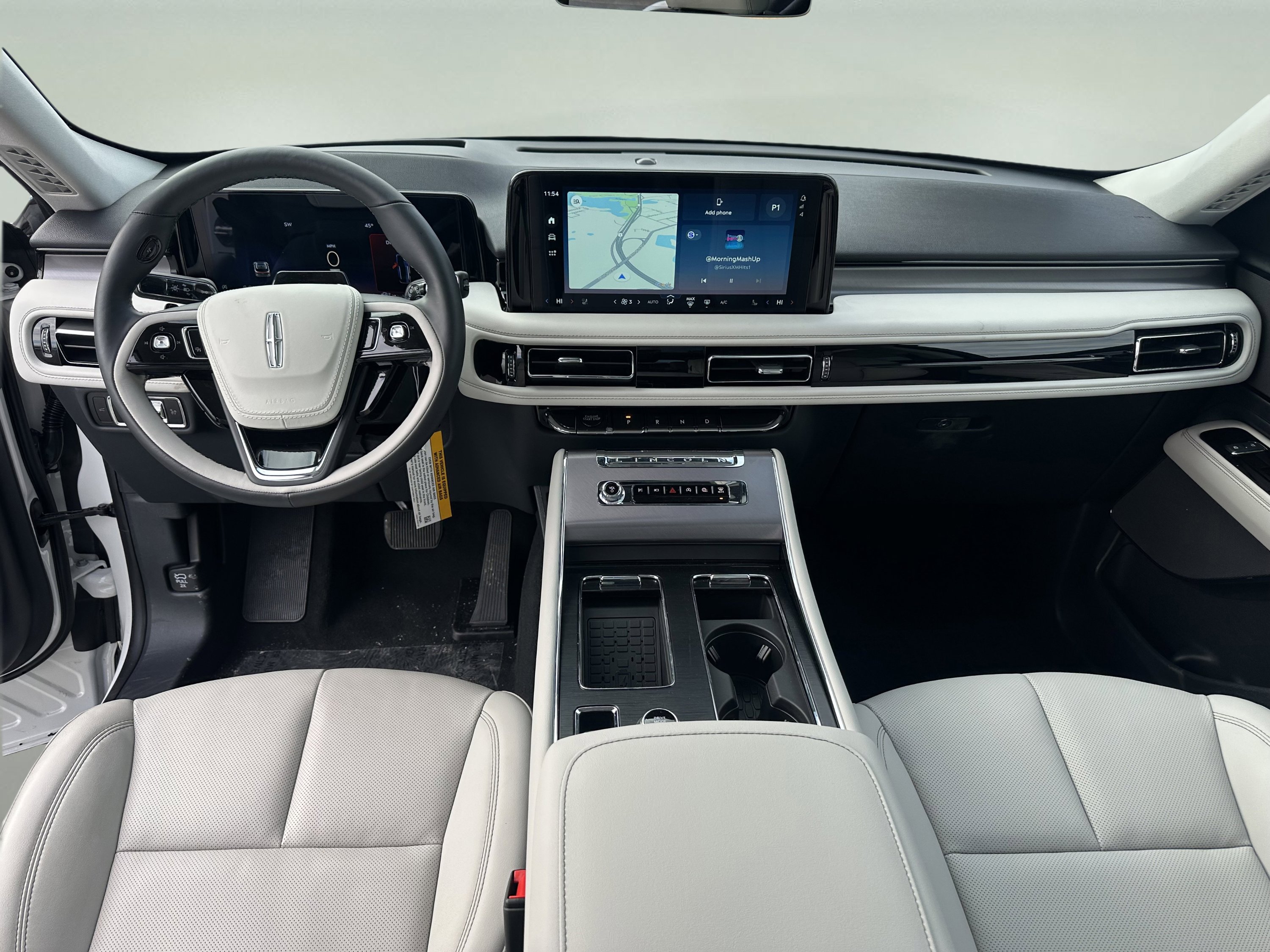 New 2026 Lincoln Aviator AWD image 13