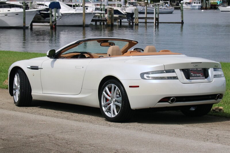 Used 2011 Aston Martin DB9 Volante RWD image 5