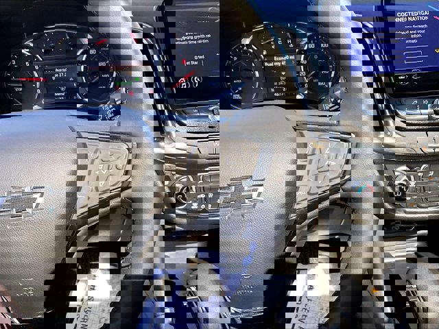 Used 2023 Chevrolet Equinox Premier image 20