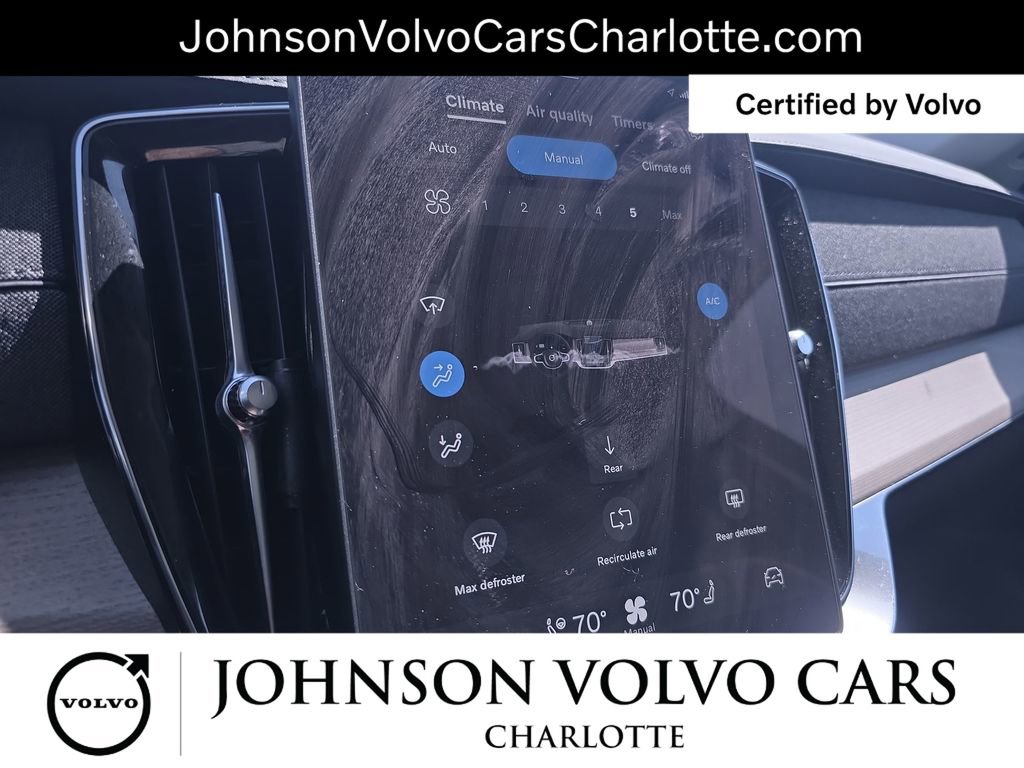 Used 2025 Volvo XC90 B5 Plus AWD/4WD image 23