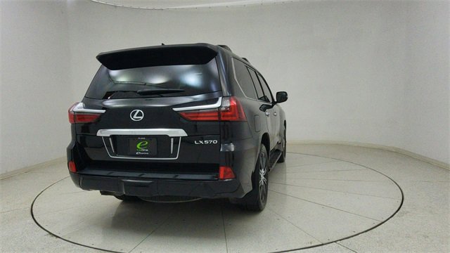 Used 2021 Lexus LX 570 4WD w/ 3rd Row & Luxury Pkg image 73