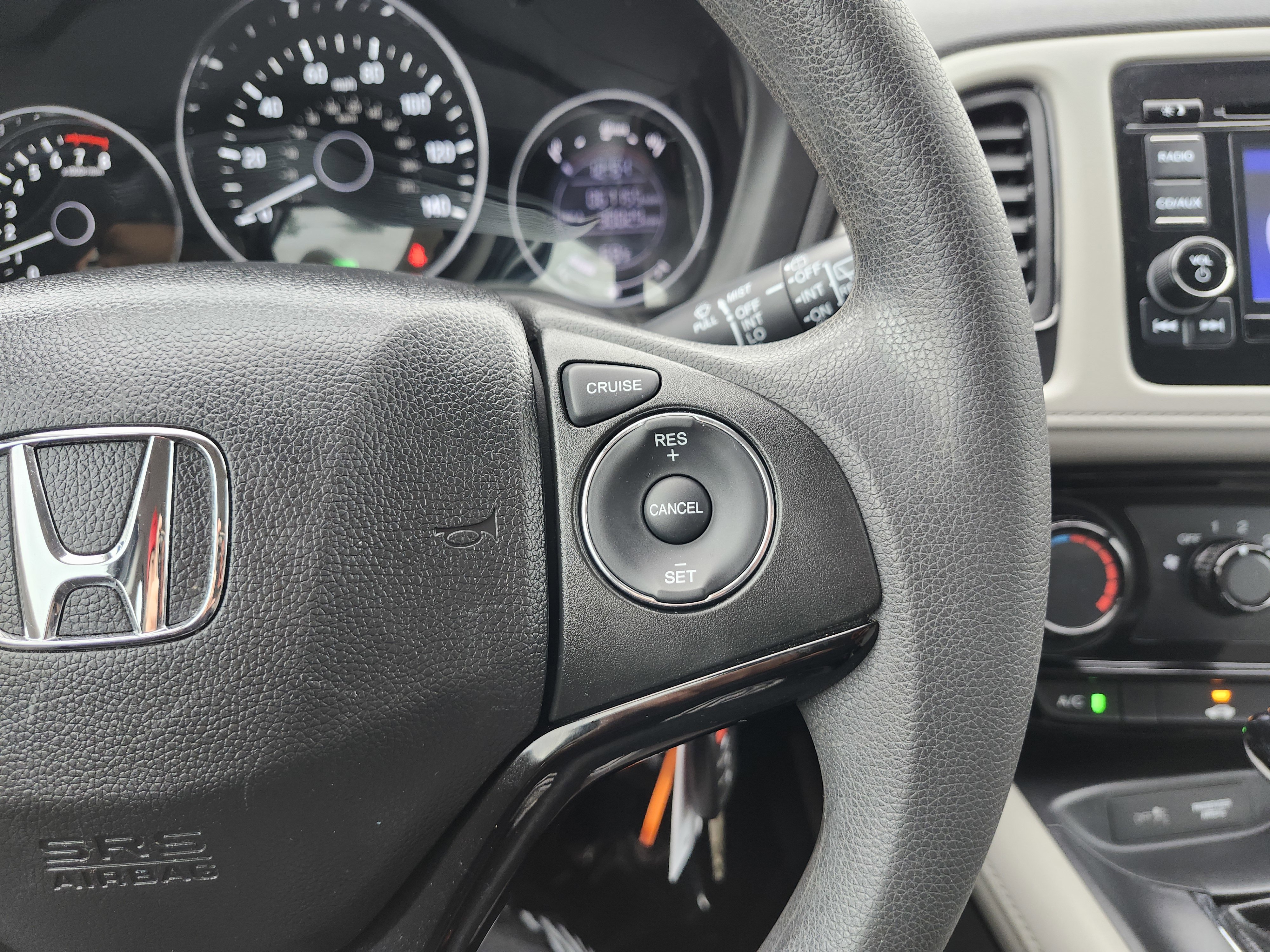 Used 2016 Honda HR-V LX image 30