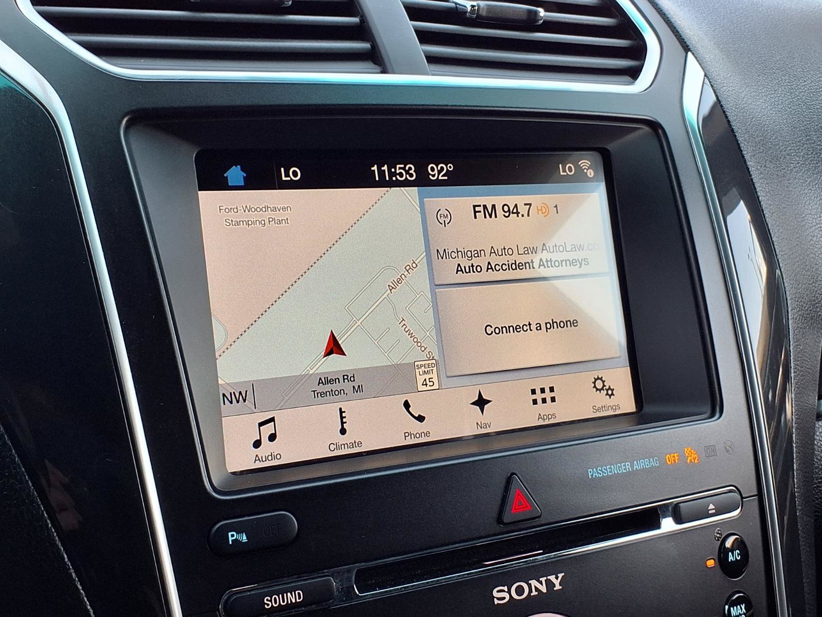 Used 2017 Ford Explorer Sport AWD/4WD image 13