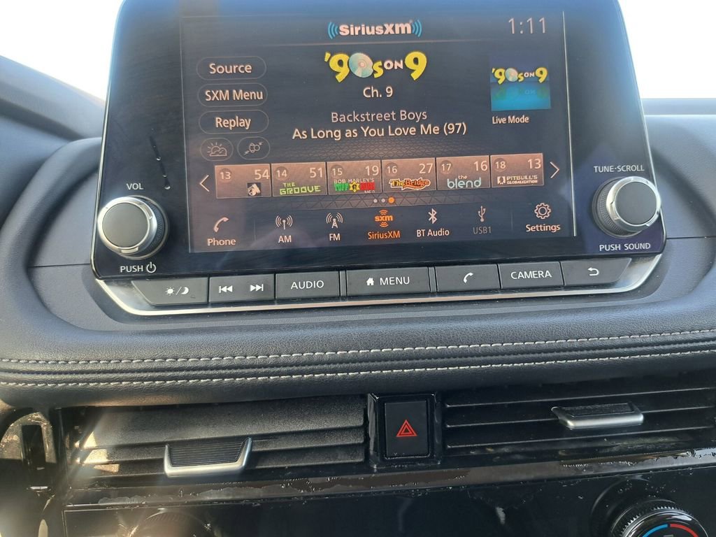 Used 2022 Nissan Rogue SV image 10