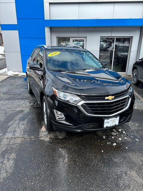 Used 2019 Chevrolet Equinox LT image 2