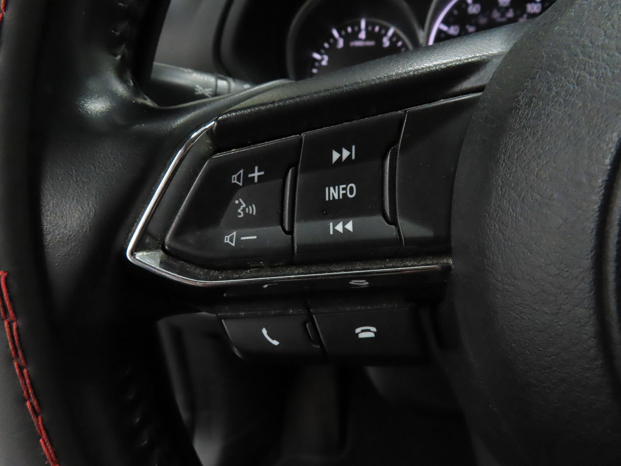 Used 2019 MAZDA CX-5 Sport w/ I-ACTIVSENSE Package FWD image 13