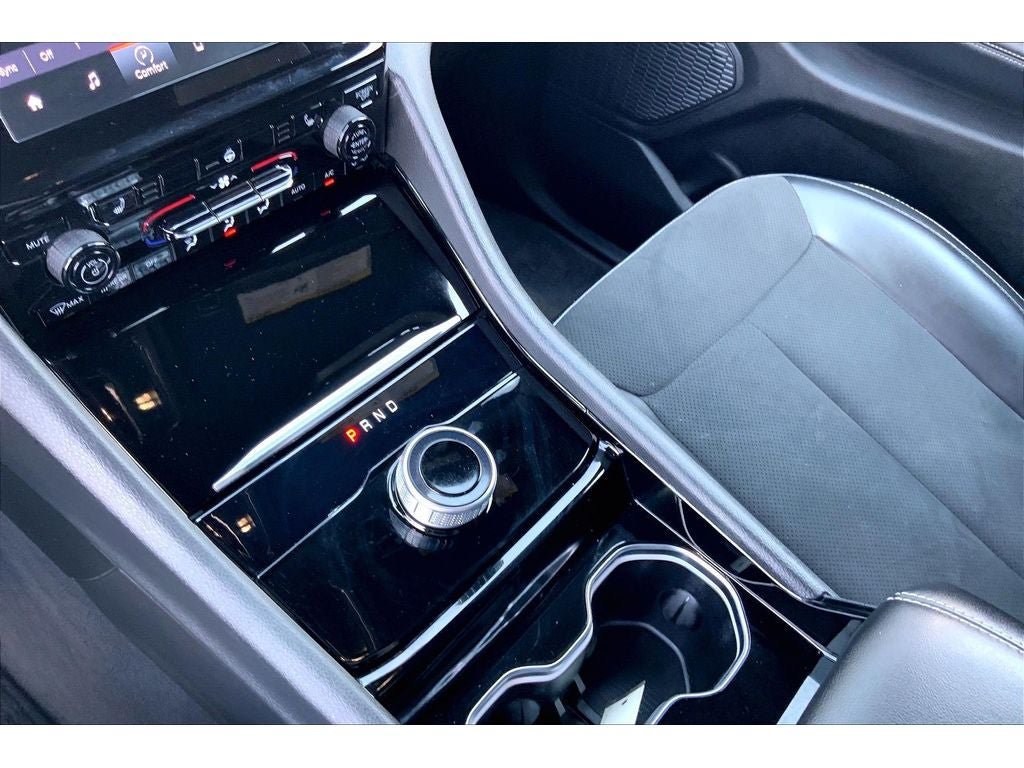 Used 2023 Jeep Grand Cherokee L Laredo AWD/4WD image 19
