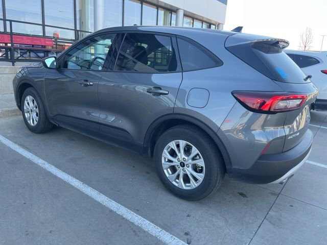 Used 2025 Ford Escape Active image 3