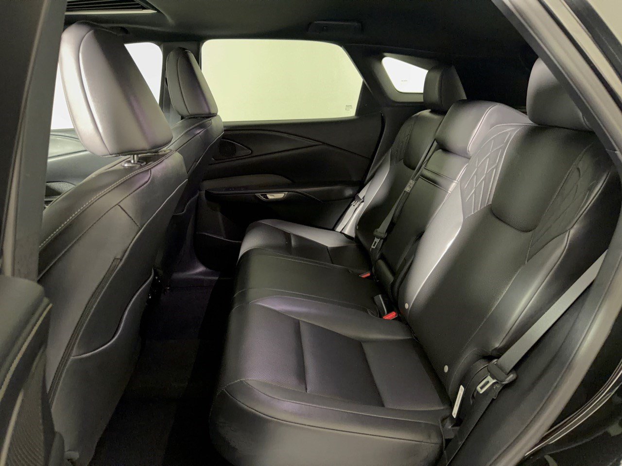 Used 2024 Lexus RX 350 Premium w/ Accessory Package (Z1) FWD image 25