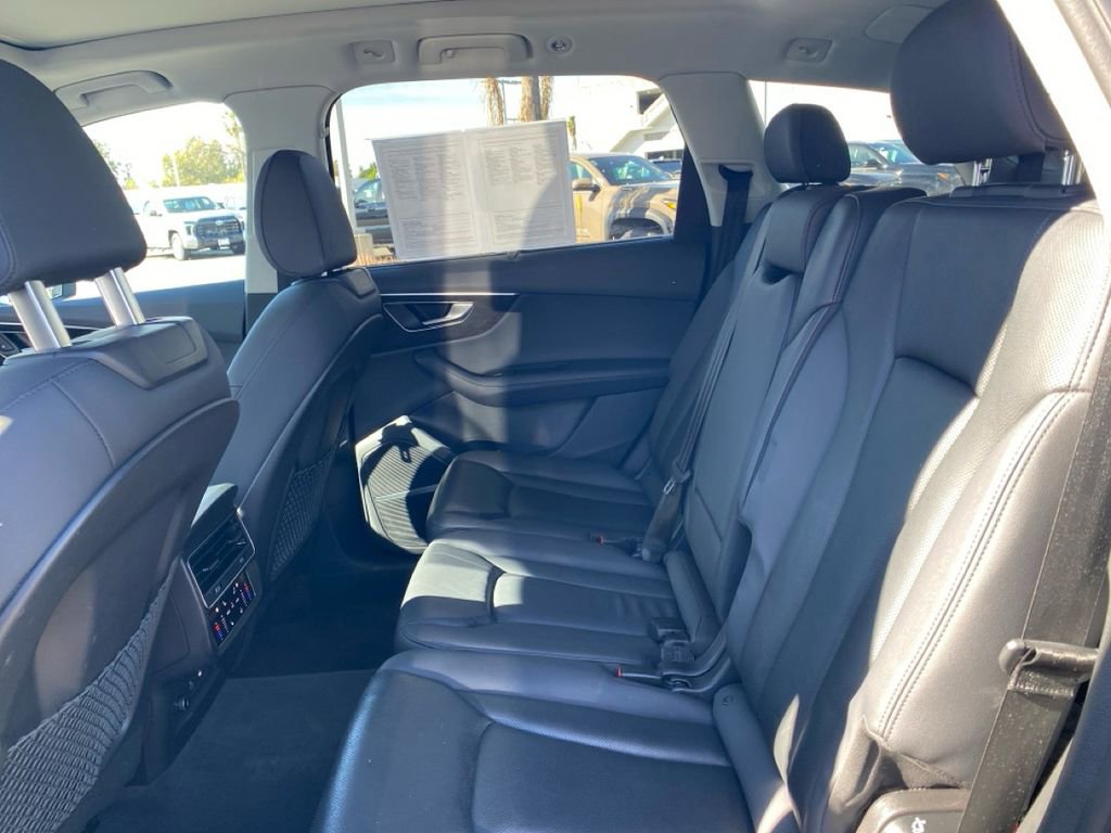 Used 2023 Audi Q7 3.0T Prestige w/ Prestige Package image 14