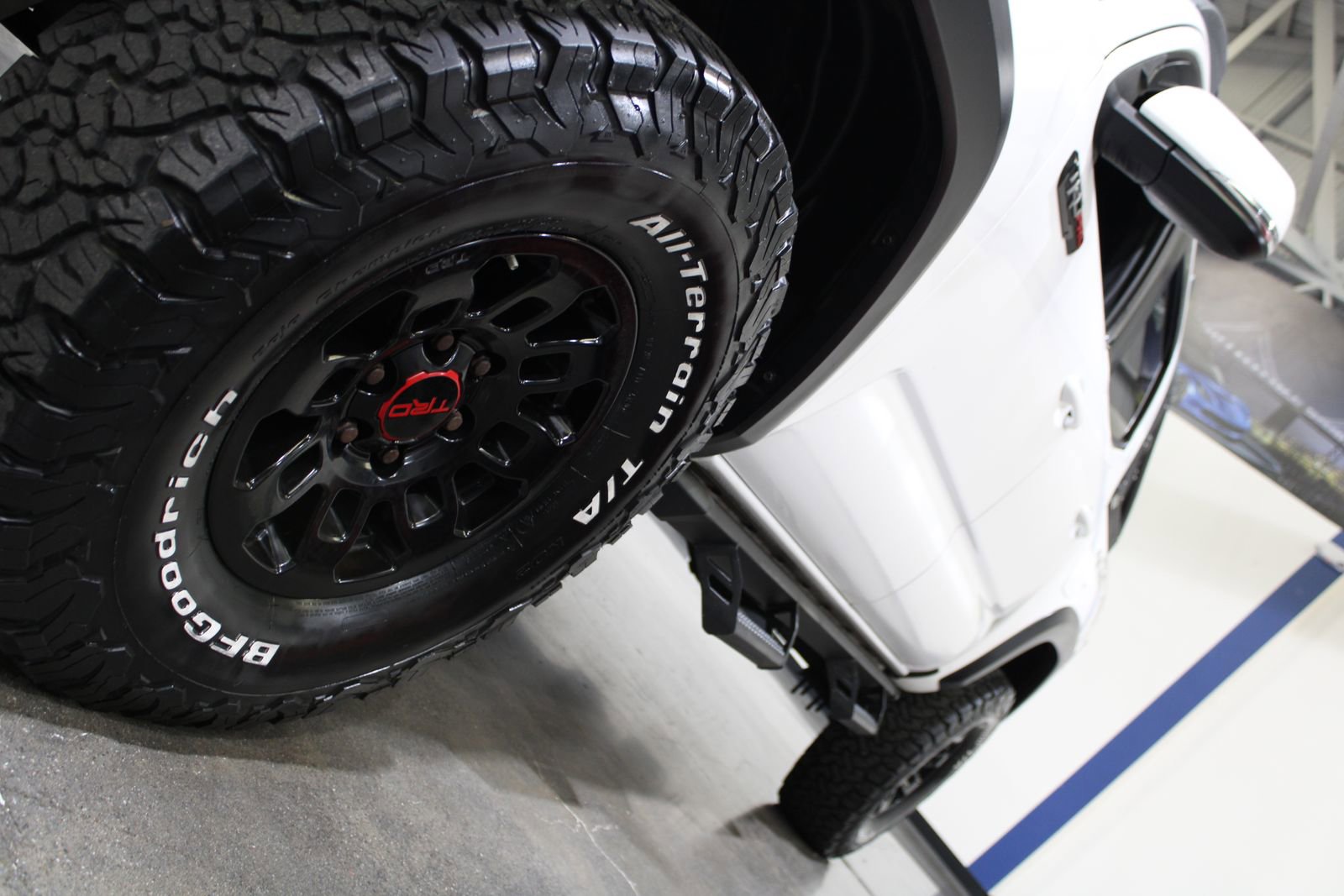 Used 2017 Toyota Tacoma TRD Pro image 7
