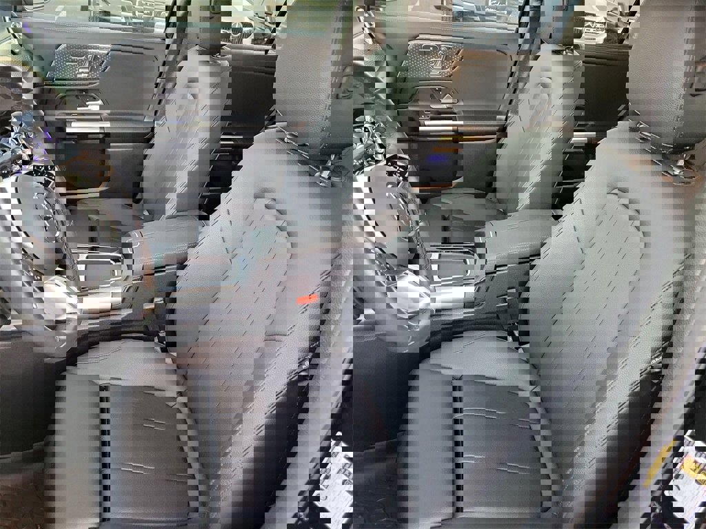 Used 2024 Mercedes-Benz GLA 250 image 16