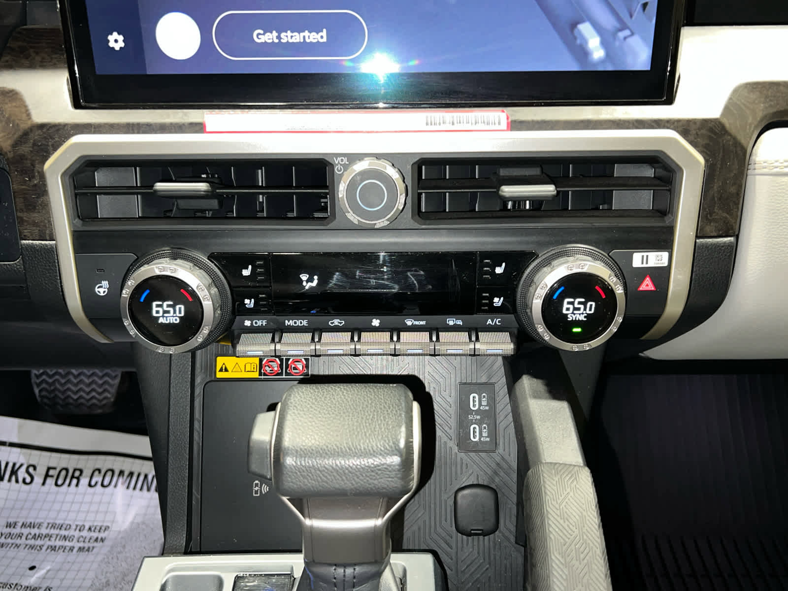 Used 2024 Toyota Tacoma Limited w/ Limited Package (LT) image 26