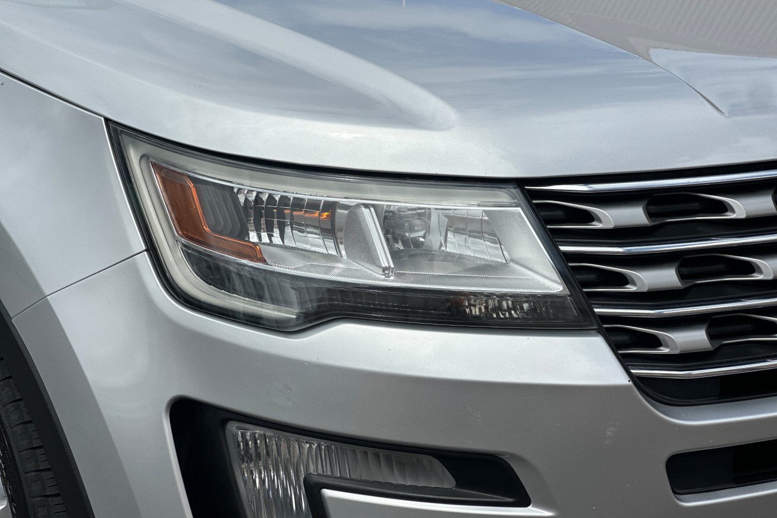 Used 2016 Ford Explorer Limited AWD/4WD image 12