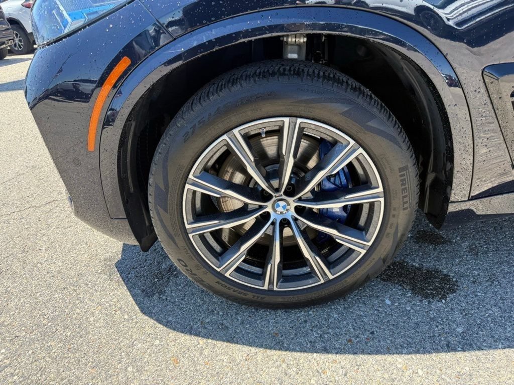Used 2024 BMW X5 M60i AWD/4WD image 21