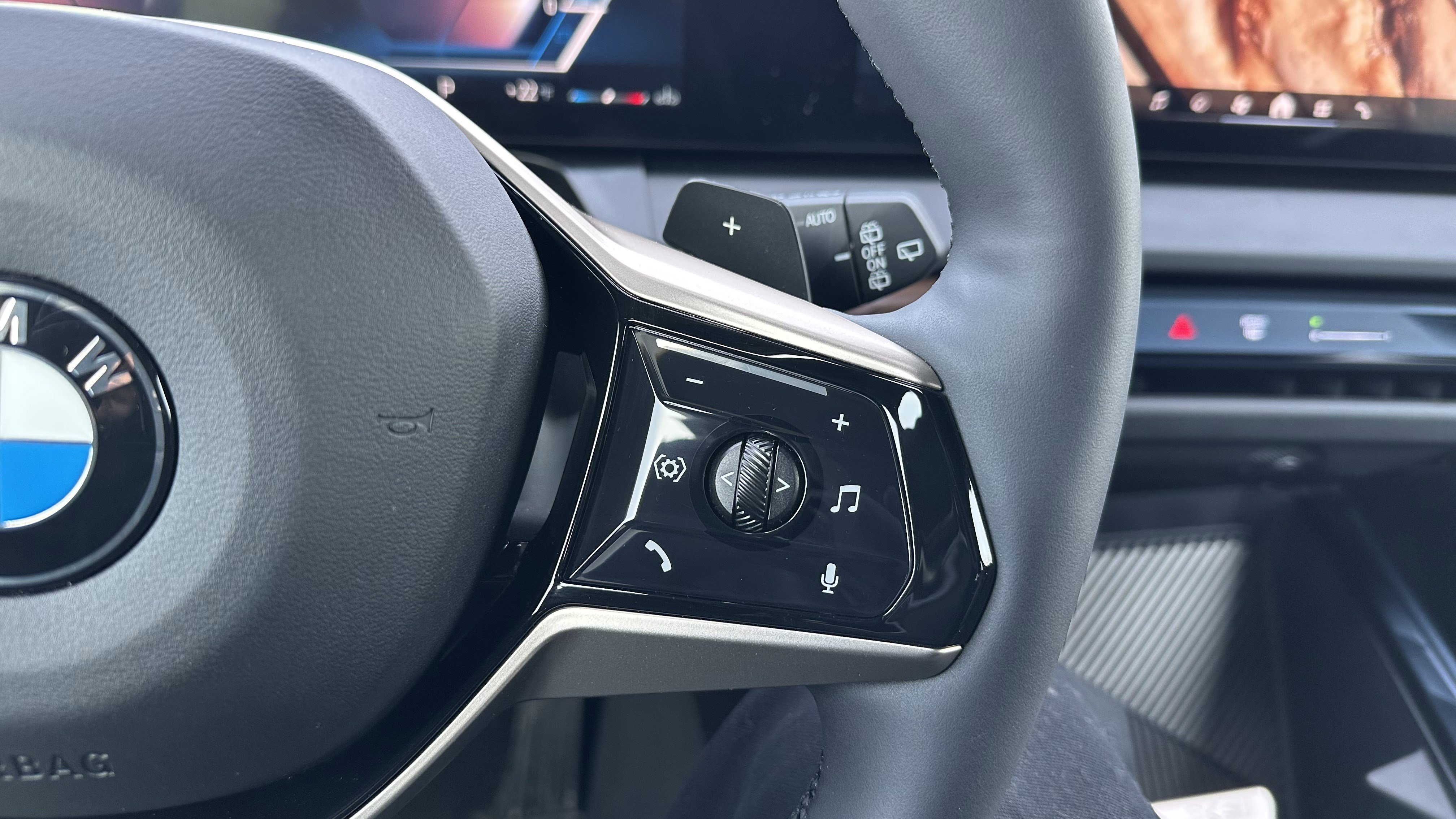 Used 2025 BMW X3 xDrive30i image 21