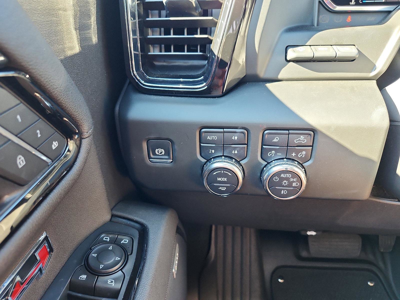 Certified 2025 GMC Sierra 1500 AT4 w/ AT4 Premium Package image 25