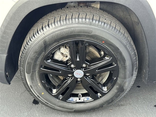 Used 2022 GMC Terrain SLE w/ Driver Convenience Package image 31