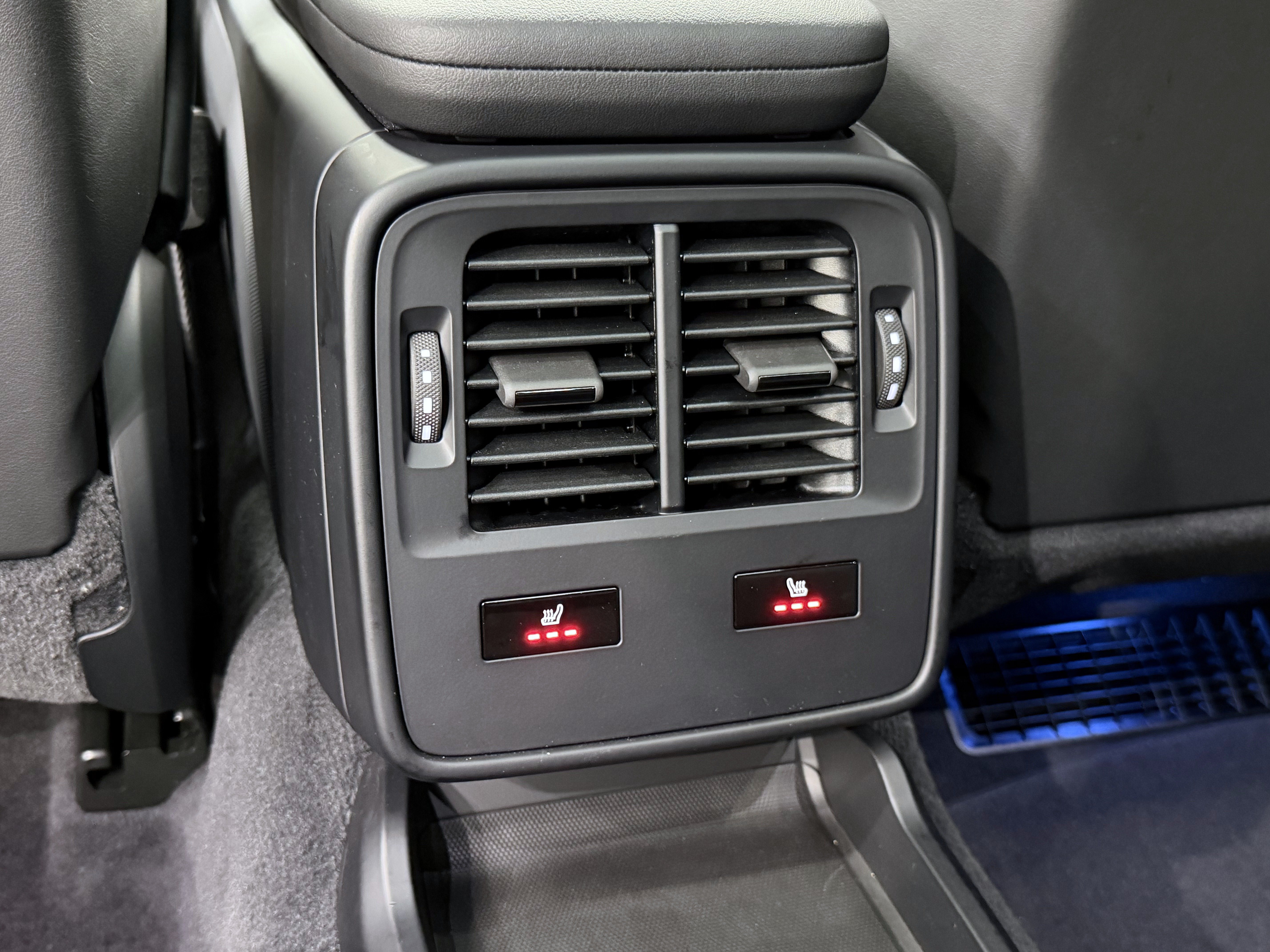 Certified 2025 Porsche Taycan RWD image 21