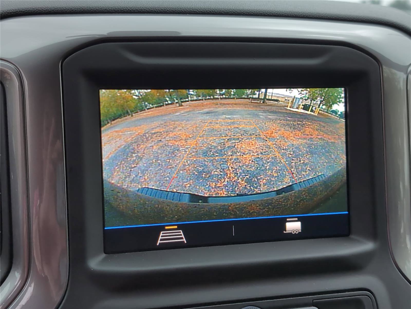 Used 2023 Chevrolet Silverado 2500 Custom w/ Custom Value Package image 15