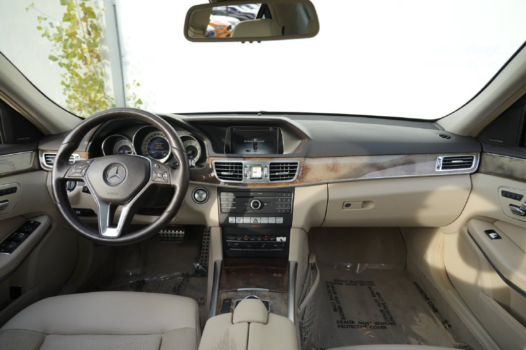 Used 2016 Mercedes-Benz E 350 4MATIC Sedan image 44