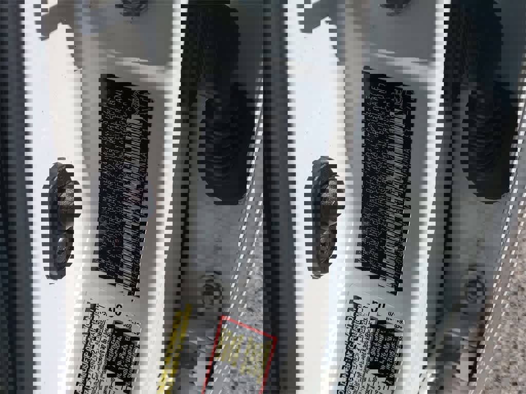 Used 2015 Toyota Corolla LE image 18