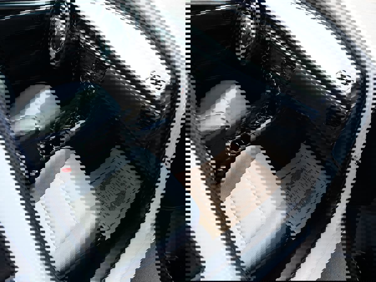 Used 2016 Toyota Corolla L image 25