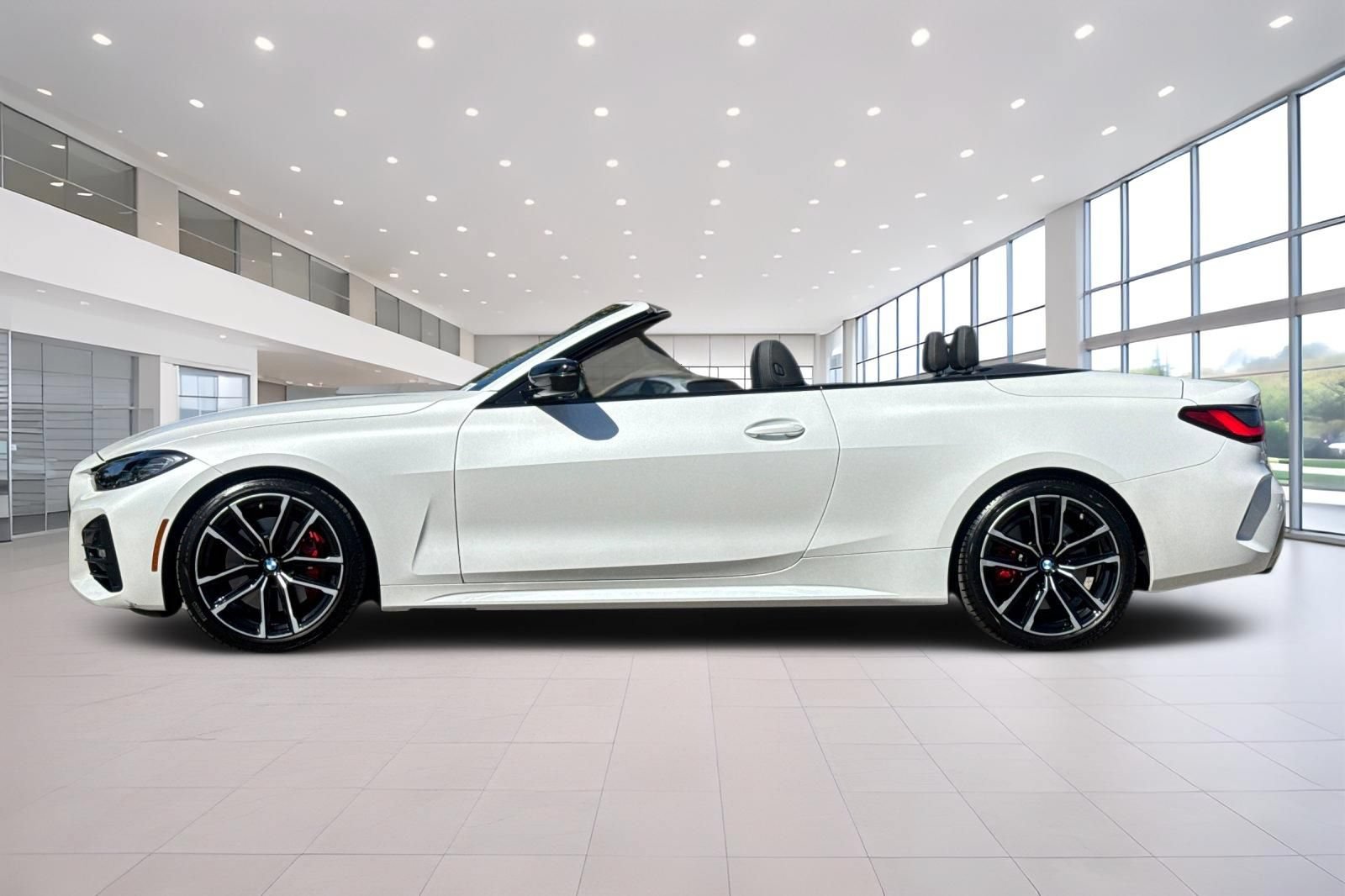 Used 2023 BMW 430i Convertible w/ M Sport Package RWD image 7