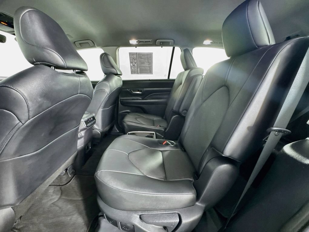 Used 2025 Toyota Grand Highlander FWD image 38
