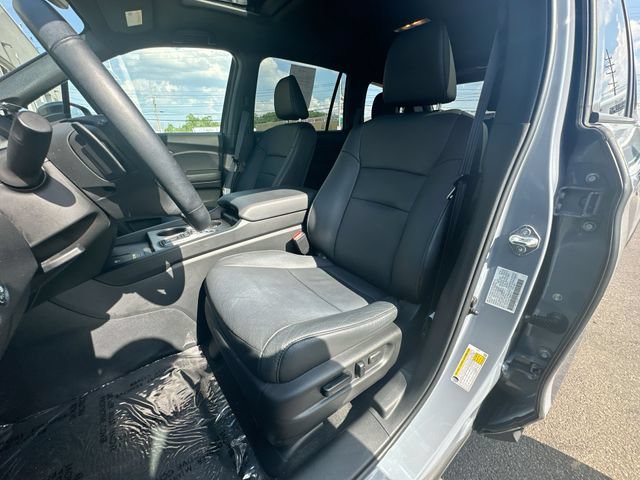 Used 2024 Honda Passport EX-L image 13