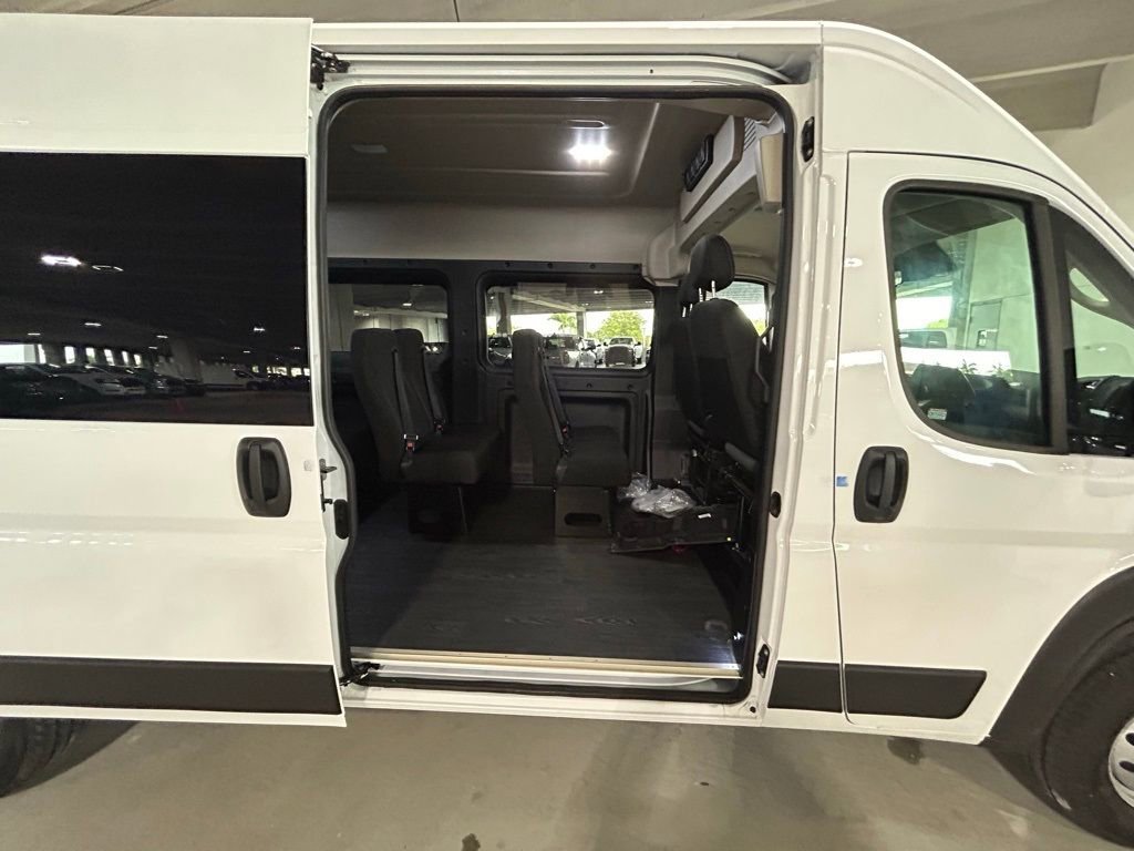 Used 2023 RAM ProMaster 2500 image 24