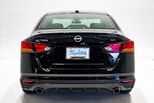 Used 2025 Nissan Altima 2.5 SR FWD image 32