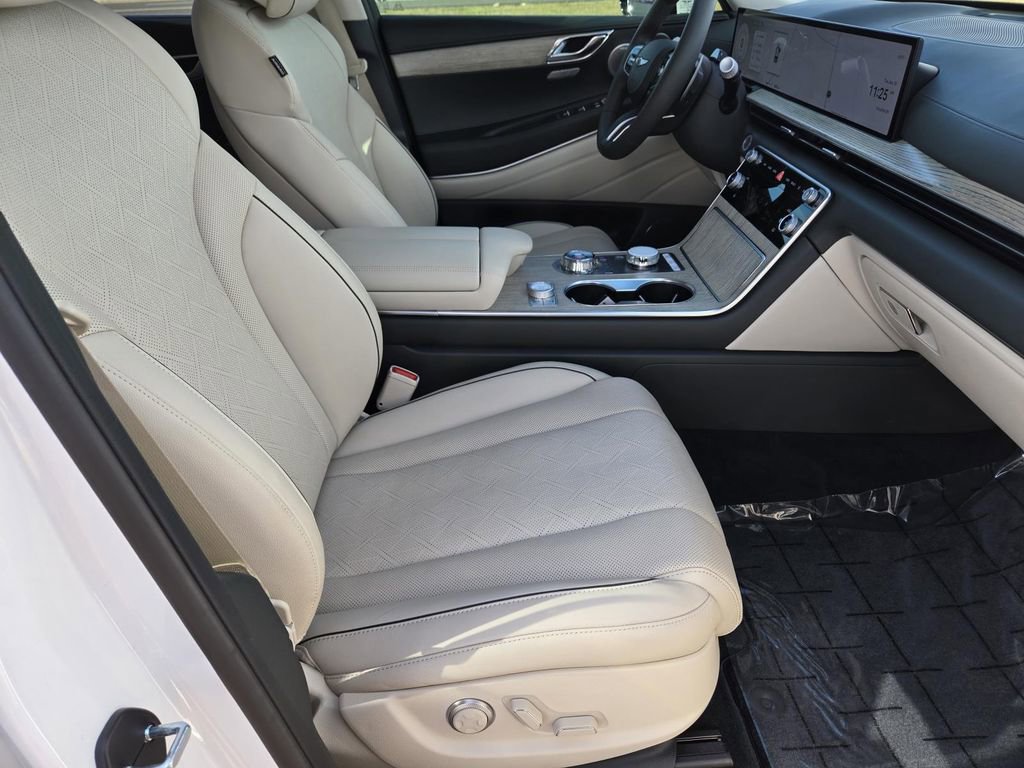Used 2025 Genesis GV80 3.5T Advanced image 28