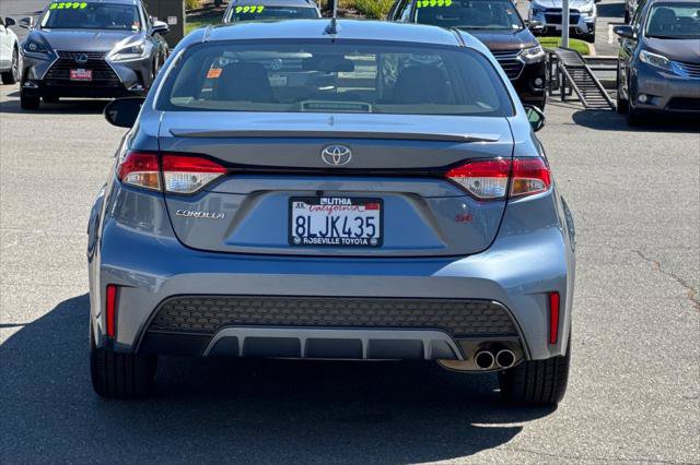 Certified 2020 Toyota Corolla SE w/ SE Premium Package FWD image 8