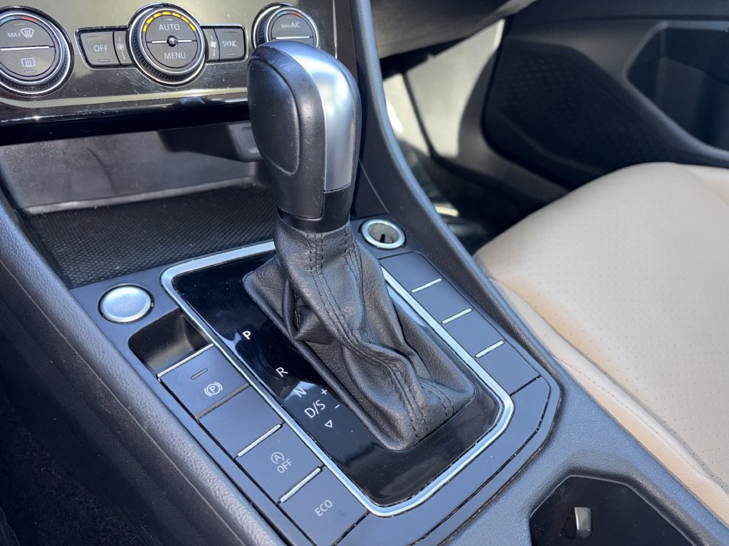 Used 2020 Volkswagen Jetta SE FWD image 6
